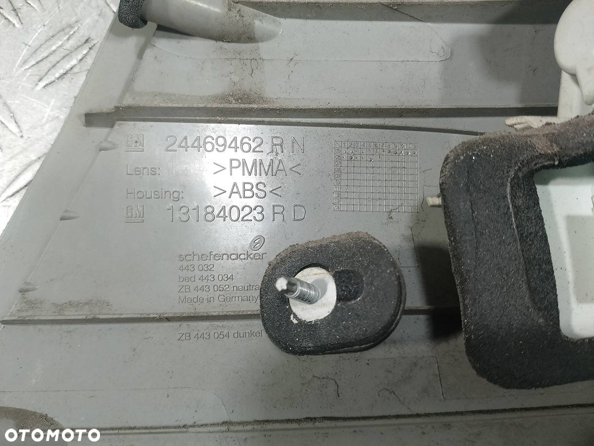 LAMPY TYŁ KOMPLET OPEL VECTRA C 24469461NL  24469462RN KOMBI - 3