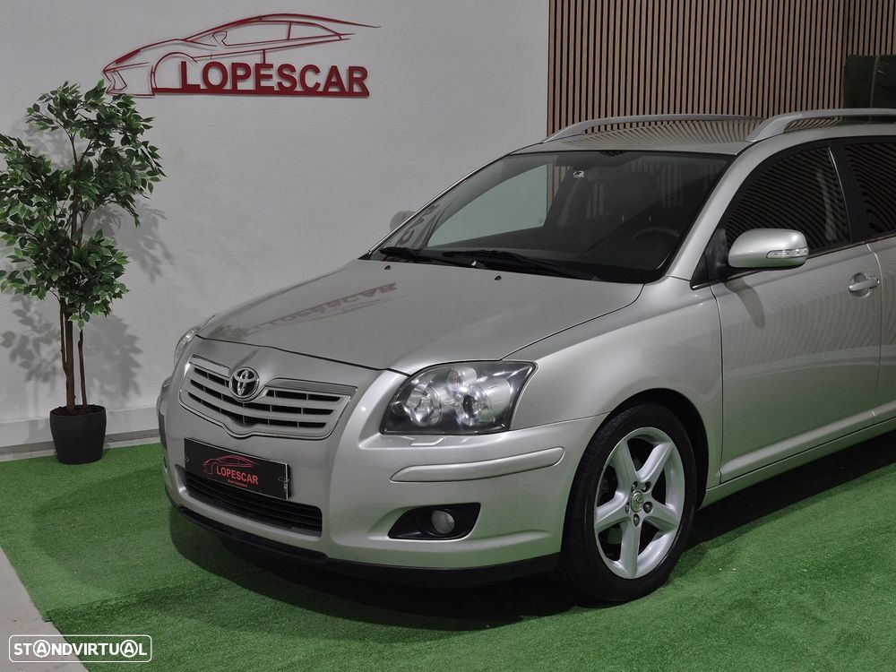 Toyota Avensis SW 2.2 D-4D Sol High P. - 2