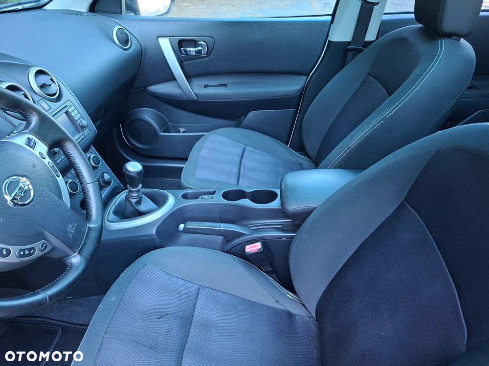Nissan Qashqai - 14