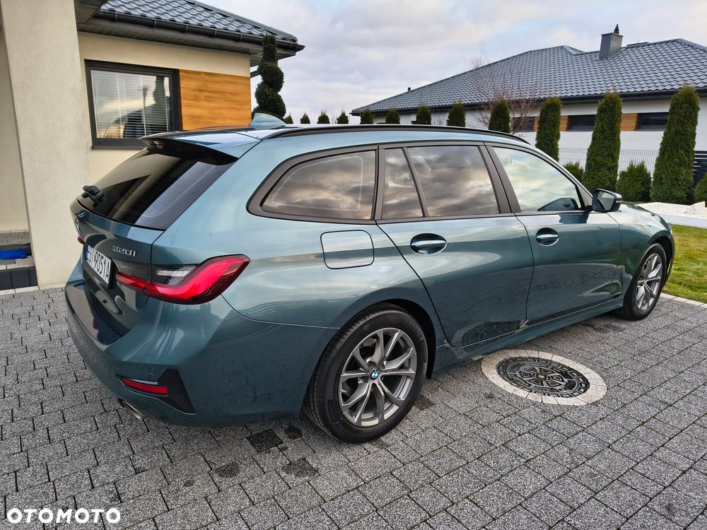 BMW Seria 3 320i Sport Line Shadow - 7