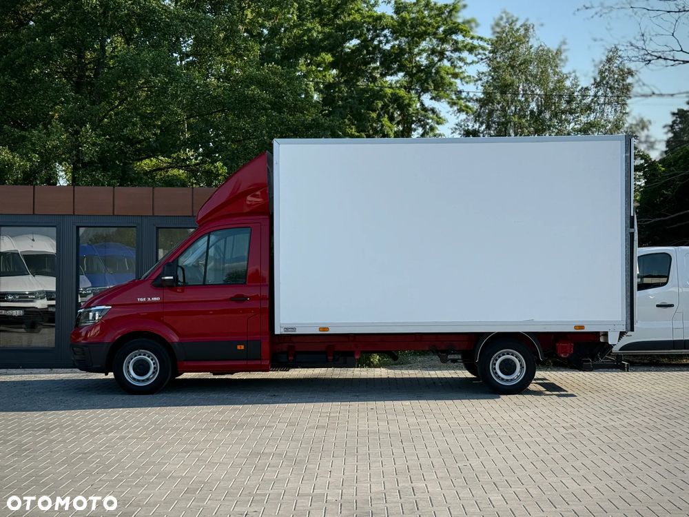MAN TGE 3.180 / Kontener 4,2m + Winda Hydrauliczna 750KG + Drzwi Boczne / Bogate wyposażenie / Bezwypadkowy / ZAREJESTROWANY W PL - 4