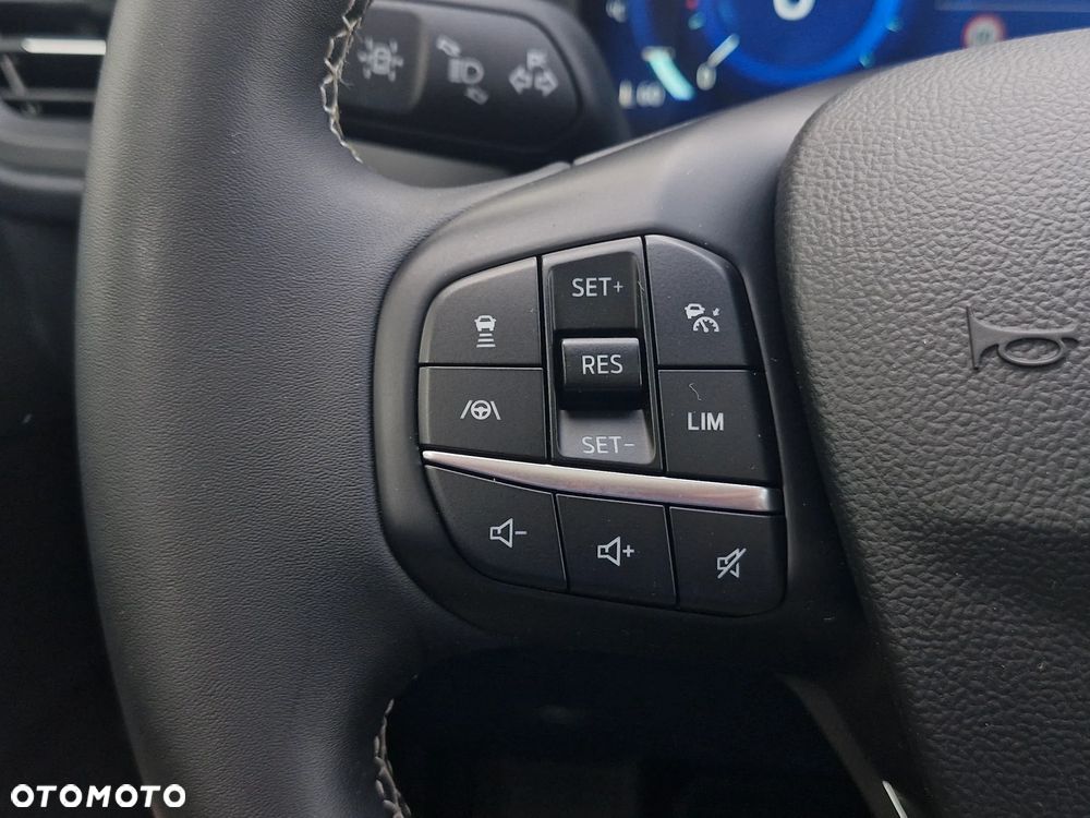 Ford Kuga 2.5 FHEV FWD Vignale - 23