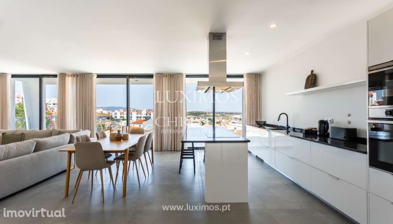 Moradia V3 de estilo moderno, com vista mar em Lagos, Algarve - Grande imagem: 2/25