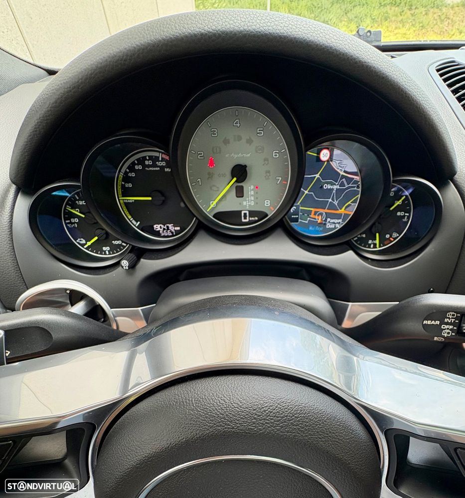 Porsche Cayenne S - 26