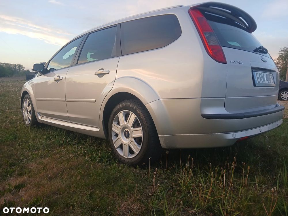 Ford Focus - 13