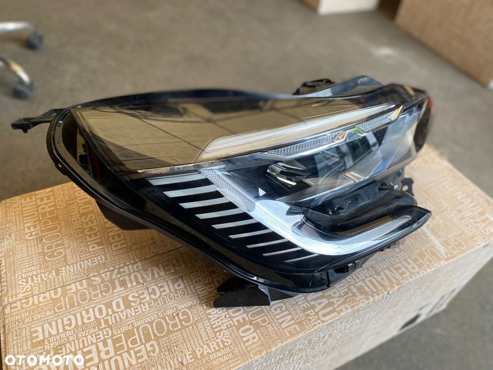 RENAULT CAPTUR 2 II  Kompletna LAMPA PRZEDNIA PRAWA REFLEKTOR PRAWY PRZÓD FULL LED  LEDOWY  EUROPA FULLLED 260104525R Wwa - 4