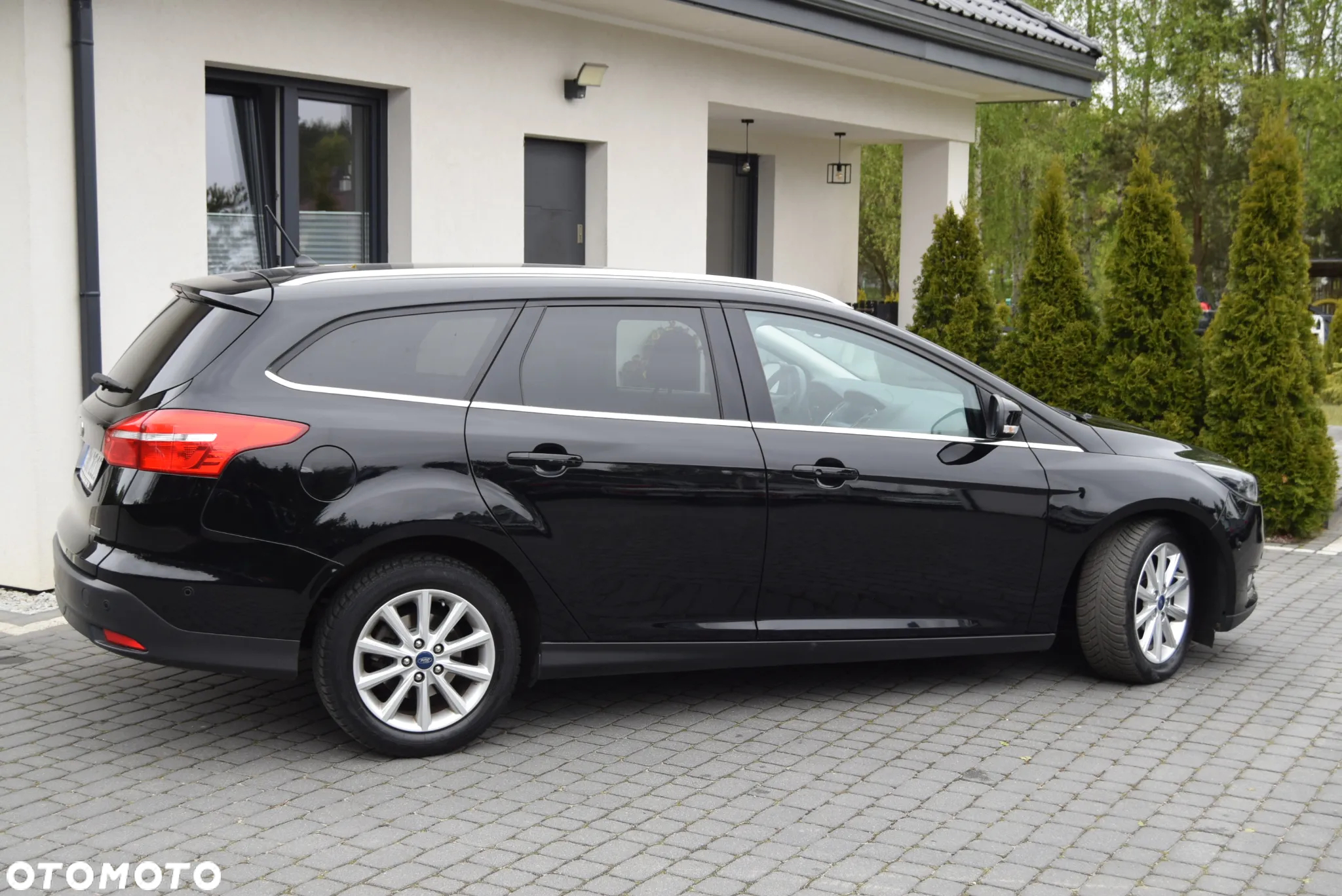 Ford Focus 1.0 EcoBoost Start-Stopp-System TITANIUM - 25