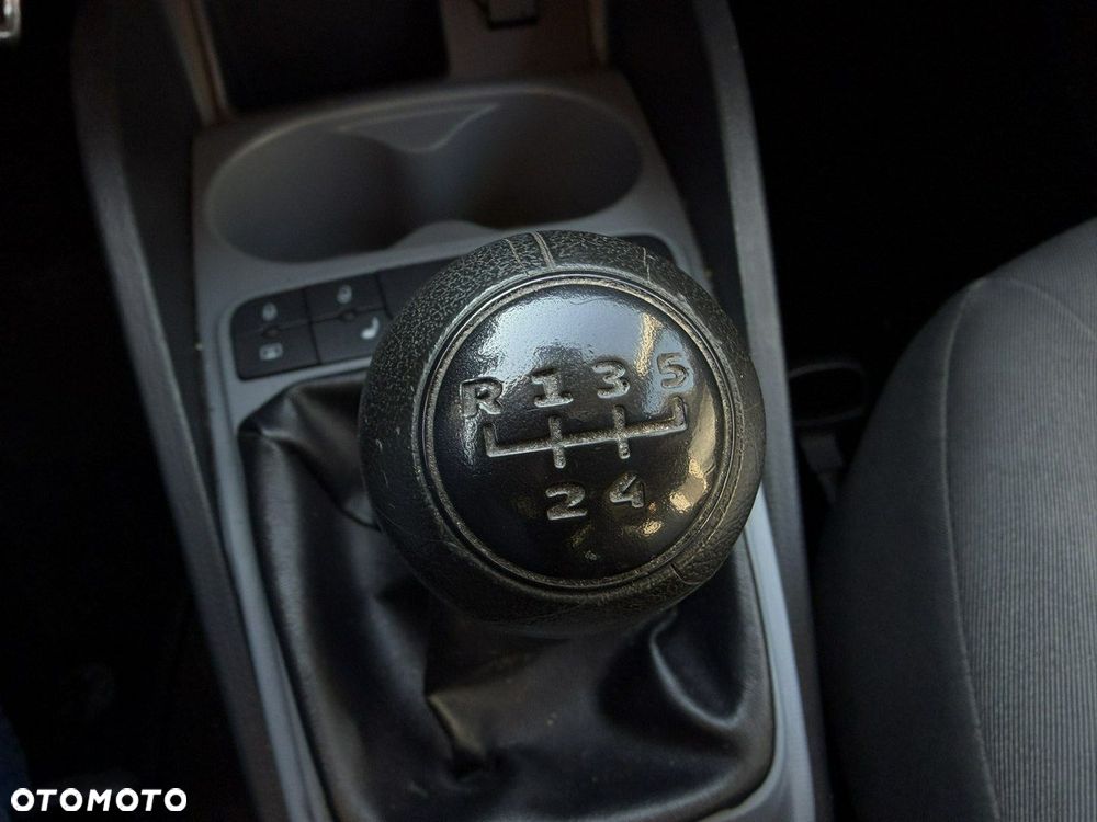 Seat Ibiza 1.4 16V Reference Salsa - 21