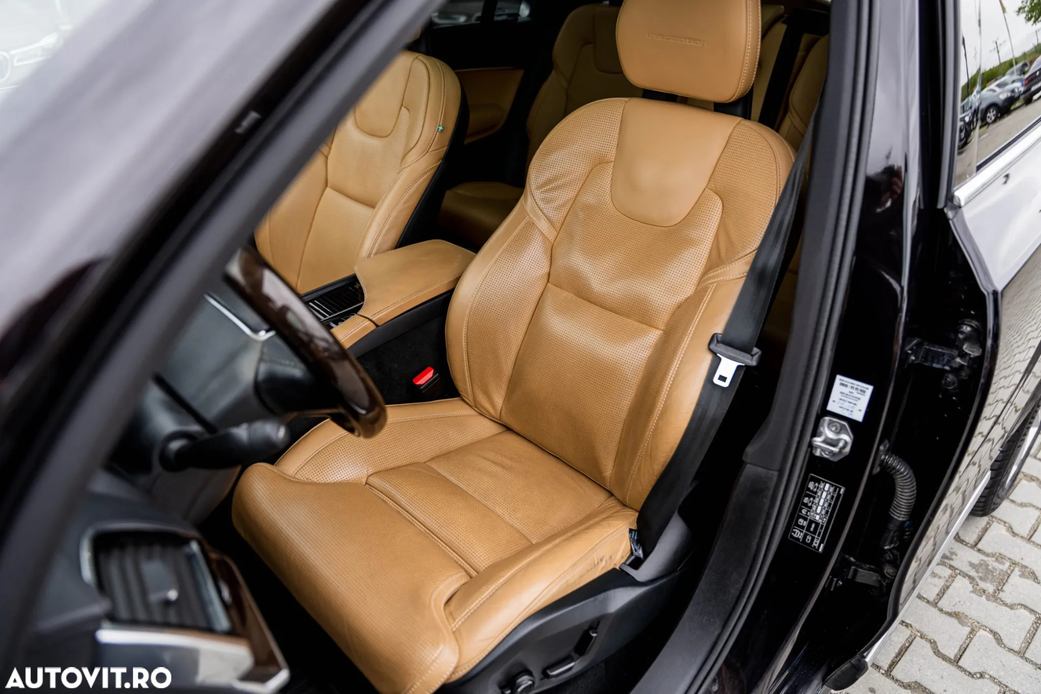 Volvo XC 90 T8 AWD Twin Engine Geartronic Inscription - 16