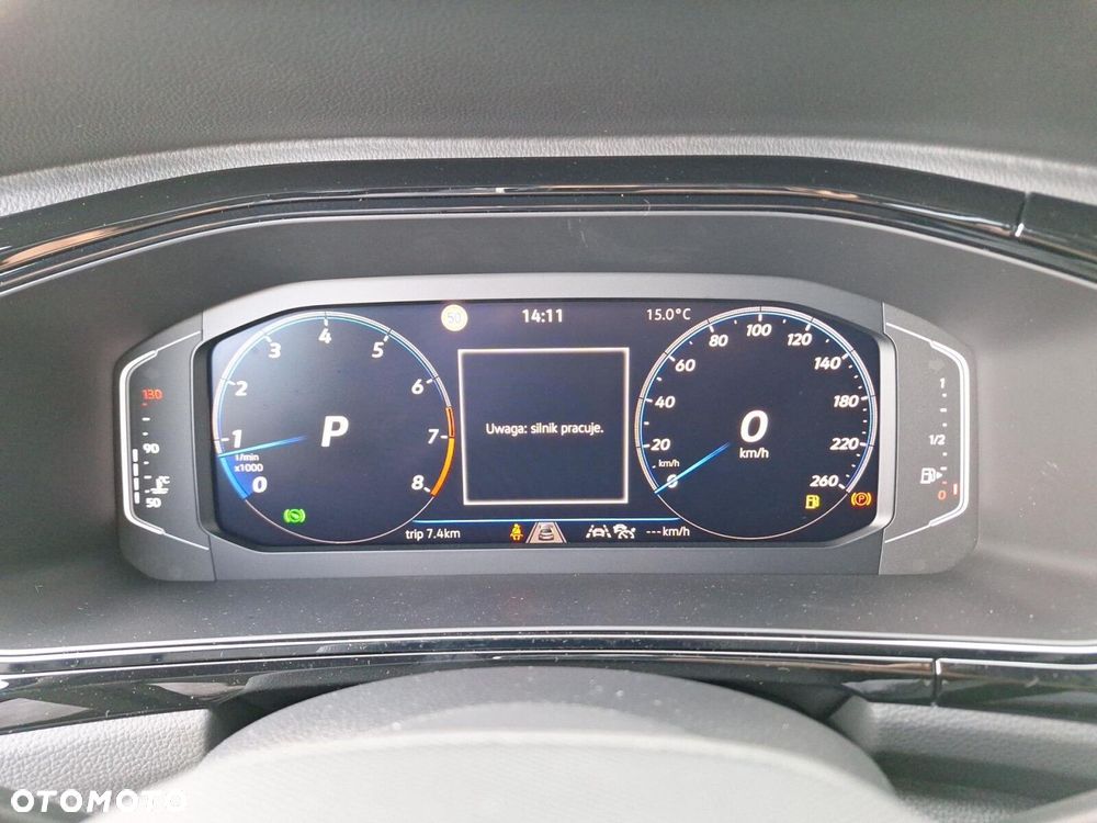 Volkswagen T-Roc - 14