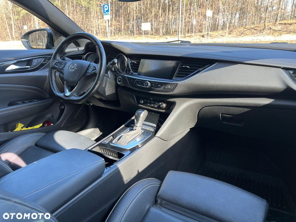 Opel Insignia Sport2.0 Direct InjTurbo 4x4 Dynamic - 16