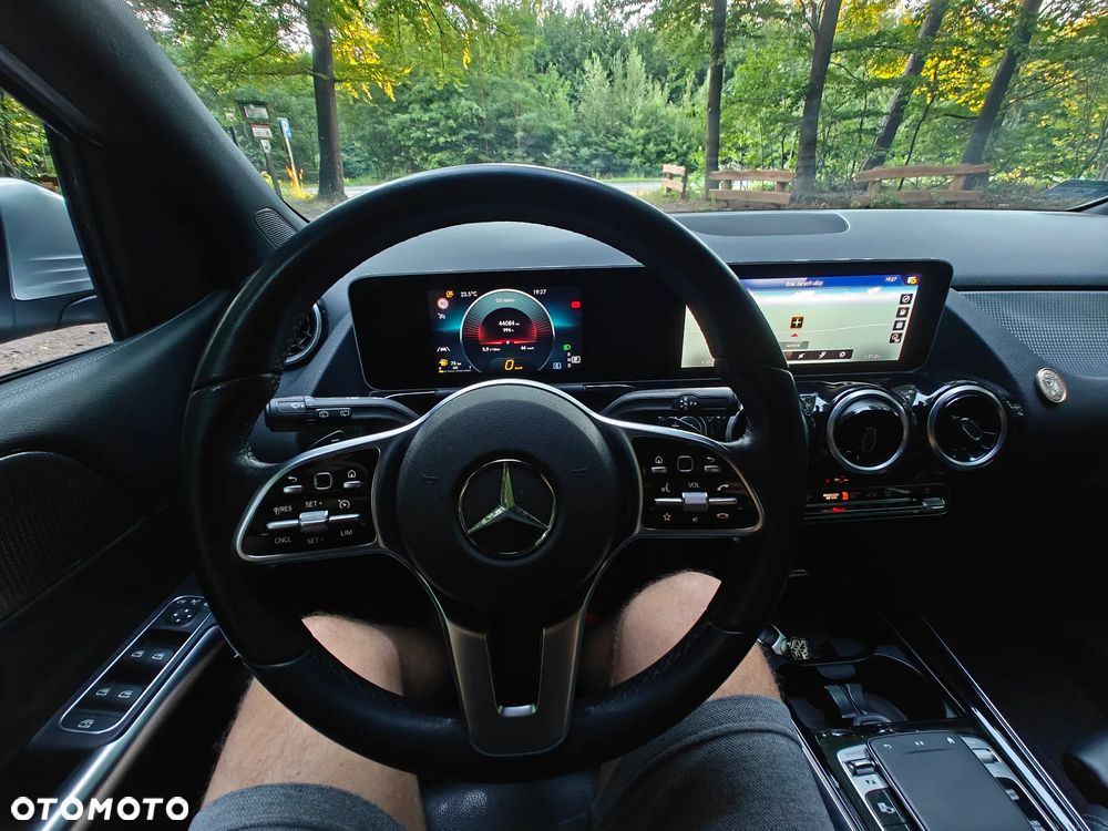 Mercedes-Benz Klasa B 180 Progressive 7G-DCT - 11