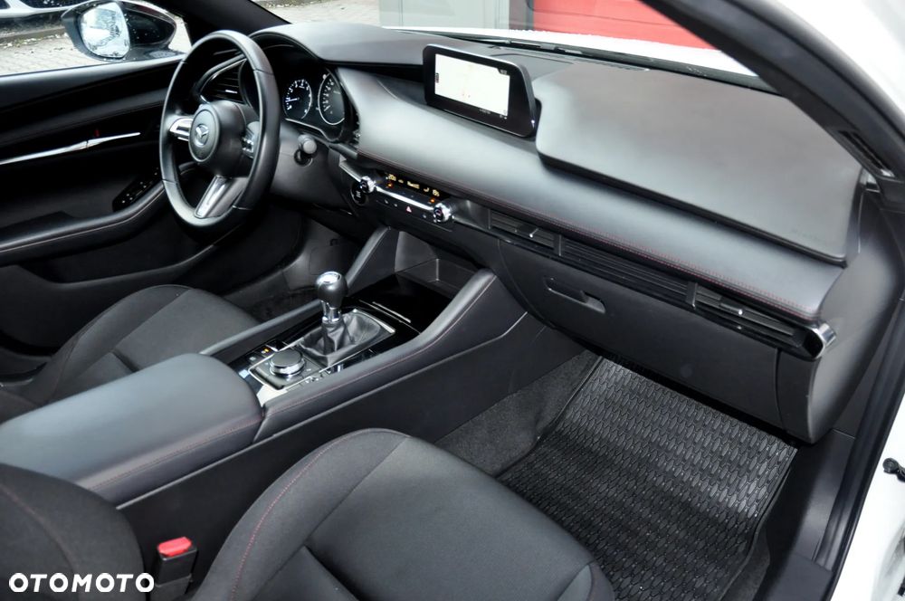 Mazda 3 e-SKYACTIV-G 2.0 M HYBRID 150 HOMURA - 38