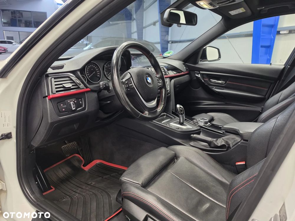 BMW Seria 3 316i Sport Line - 25