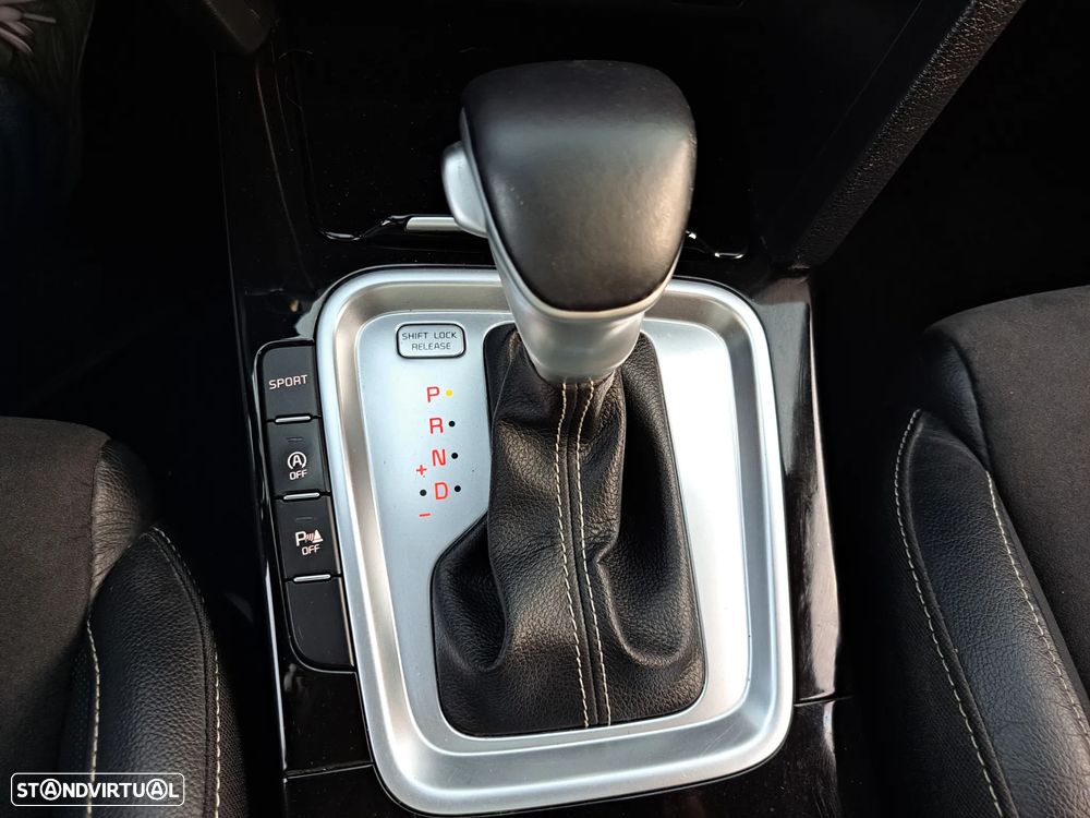 Kia ProCeed 1.6 CRDi GT Line+SRF 7DCT - 37