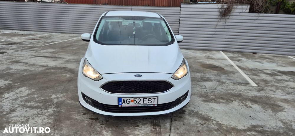 Ford C-Max - 11