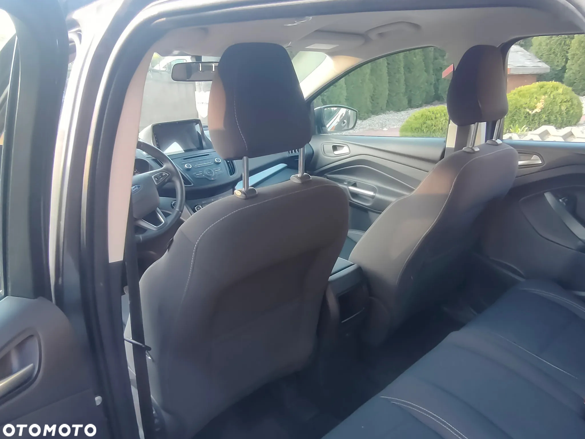 Ford Kuga - 16