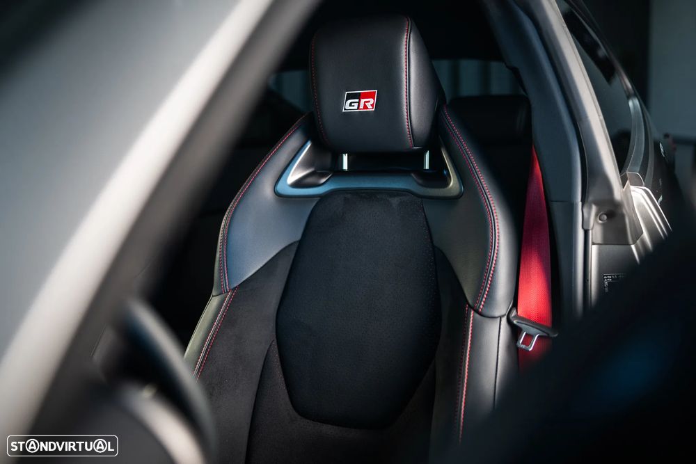 Toyota GR Yaris Auto - 12