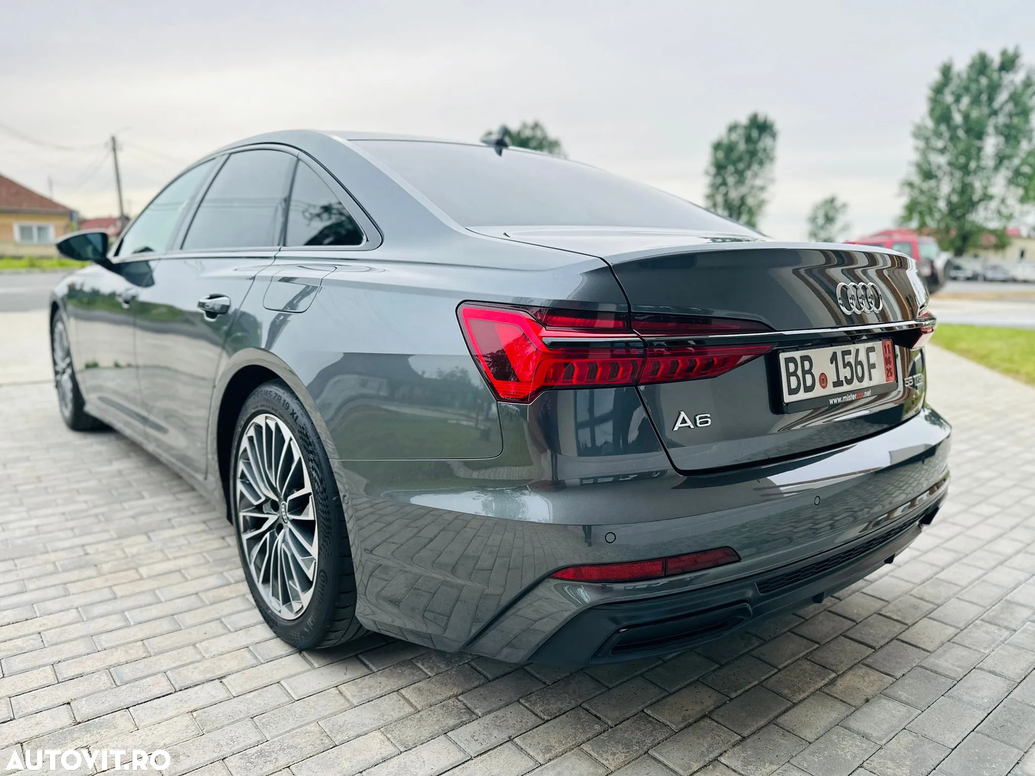 Audi A6 Avant 55 TFSI e quattro S tronic sport - 9