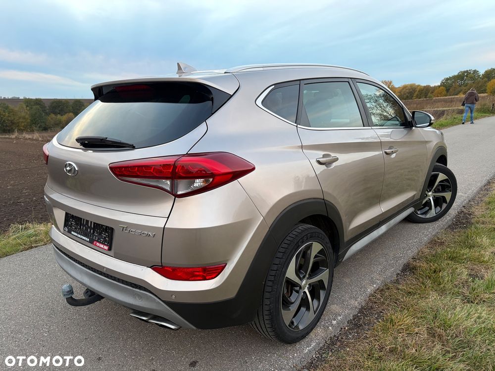 Hyundai Tucson - 4