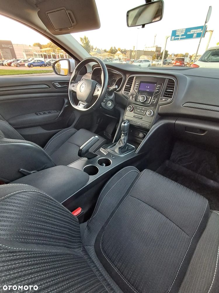 Renault Megane 1.5 dCi Zen - 7