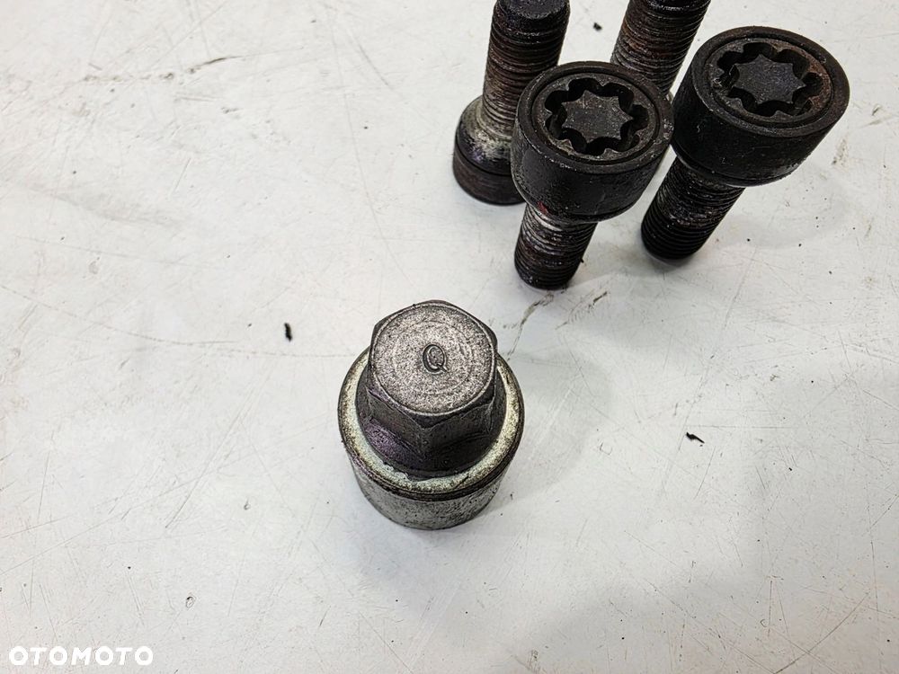 ŚRUBA ŚRUBY ZABEZPIECZAJĄCE AUDI VOLKSWAGEN SEAT SKODA WZÓR Q - 2