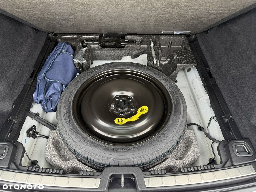 Volvo XC 60 D3 R-Design - 40