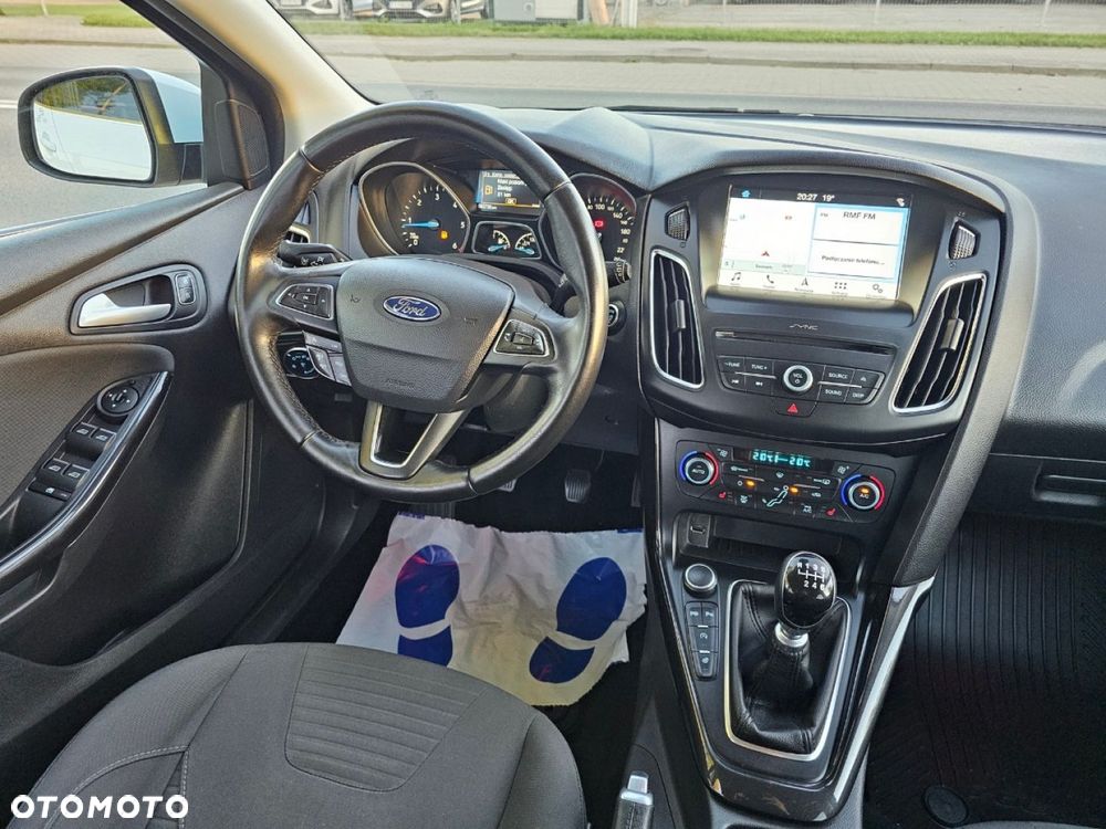 Ford Focus - 18
