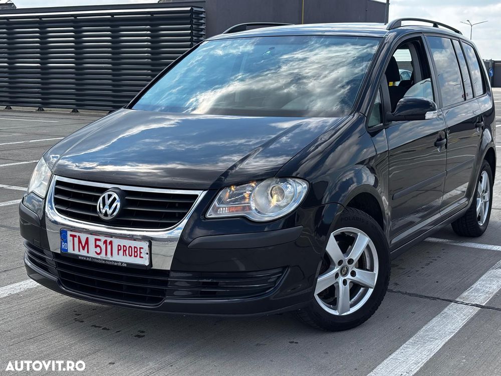 Volkswagen Touran - 2