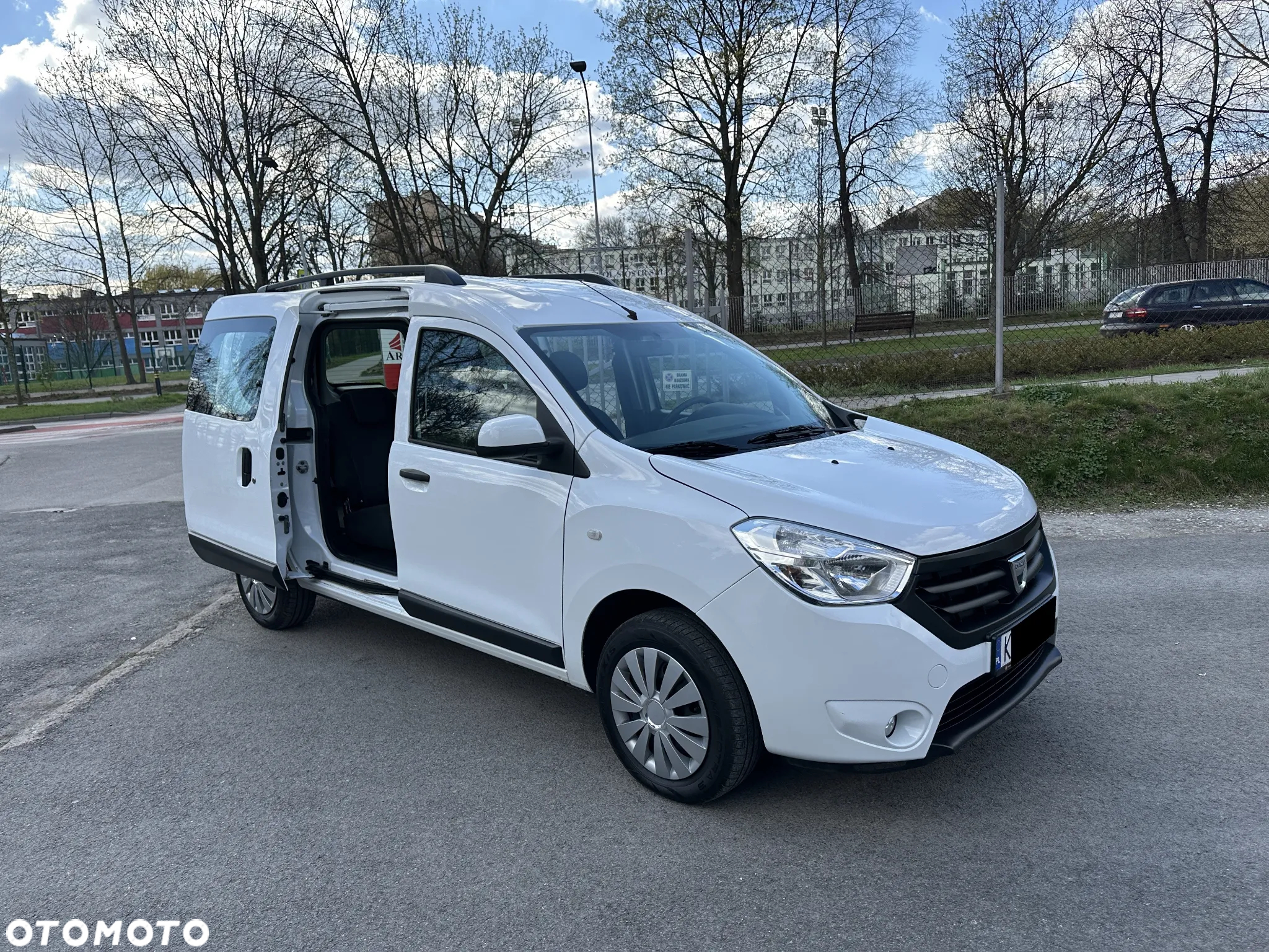 Dacia Dokker 1.6 Laureate - 13