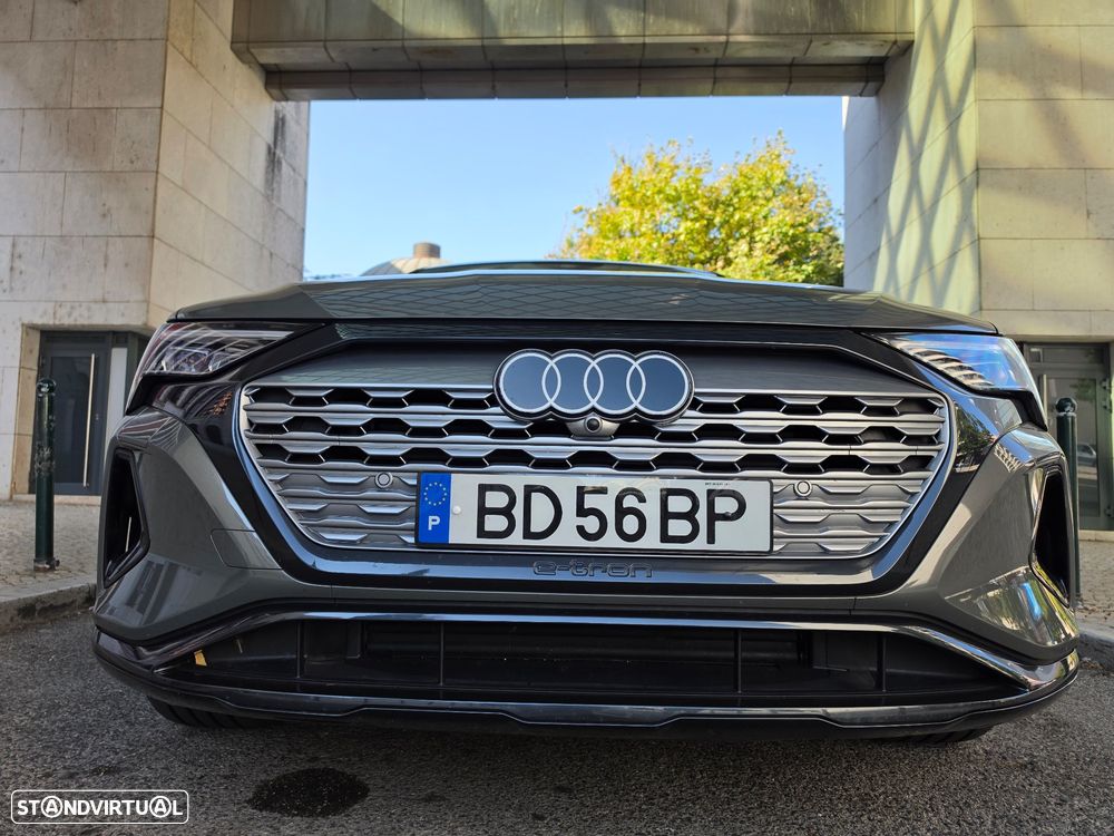 Audi Q8 e-Tron 55 quattro Advanced — photo 2