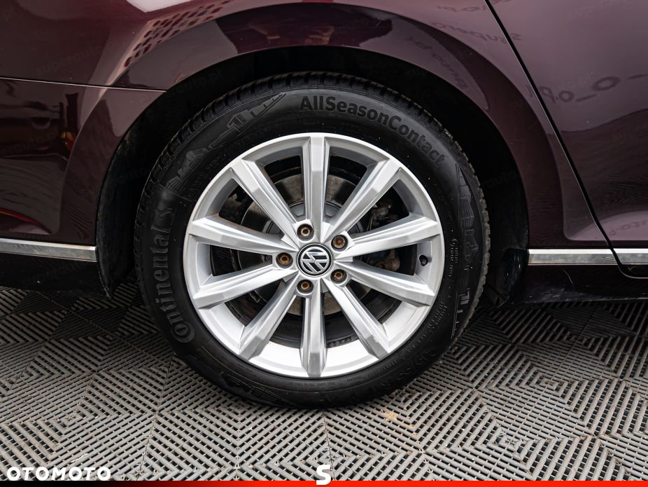 Volkswagen Passat 2.0 TDI BMT Highline - 27