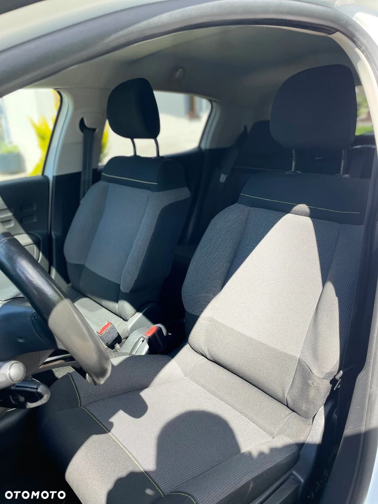 Citroën C3 1.2 PureTech Shine - 29