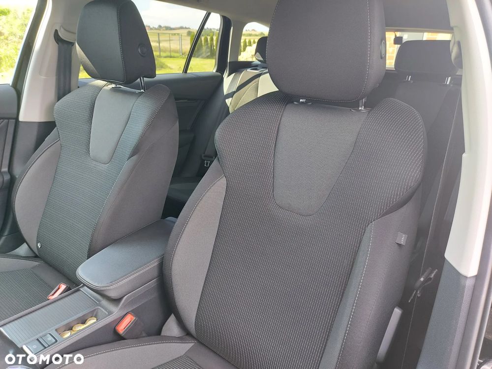 Skoda Octavia Combi 2.0 TDI DSG Edition - 11