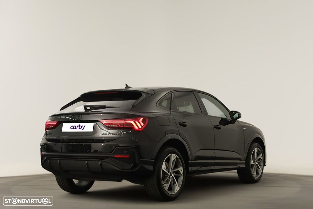 Audi Q3 Sportback 45 TFSIe S line S tronic - 4