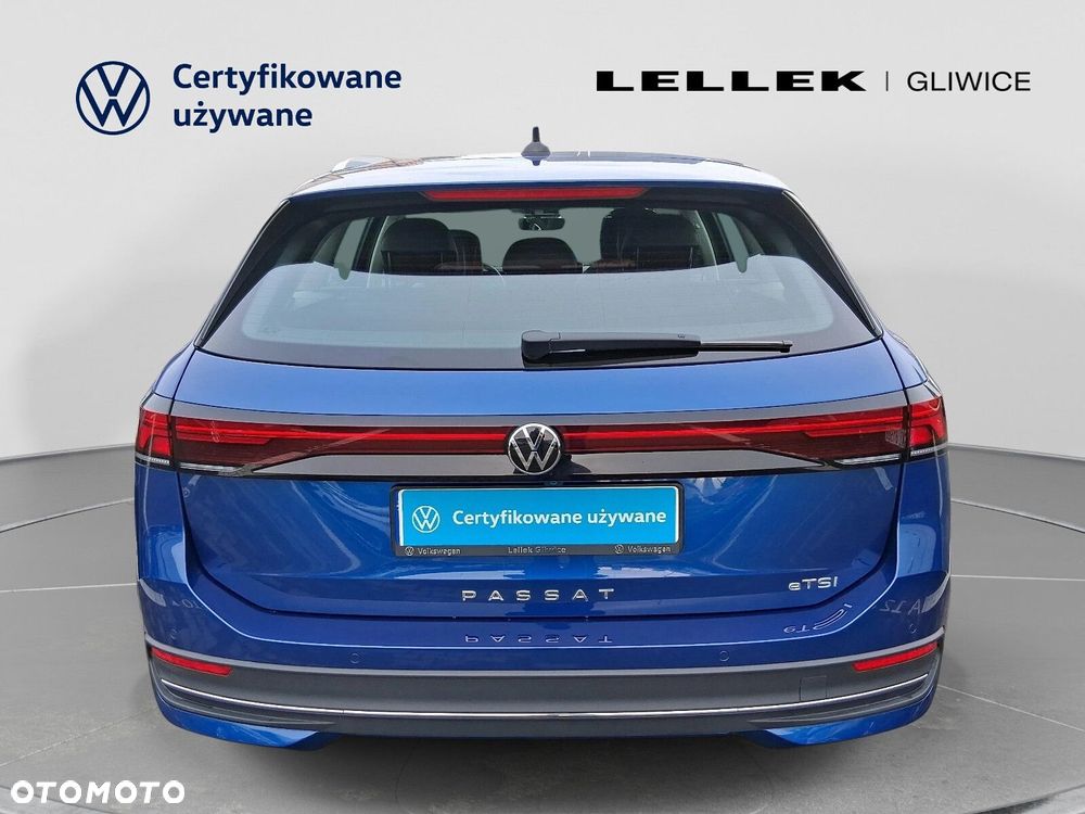 Volkswagen Passat - 8