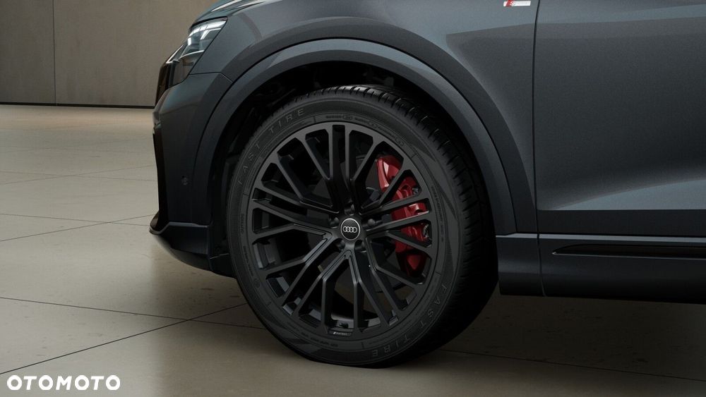 Audi Q8 - 5