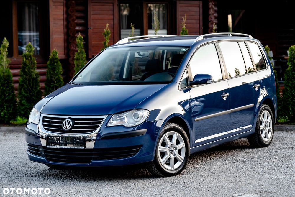 Volkswagen Touran 1.6 - 2