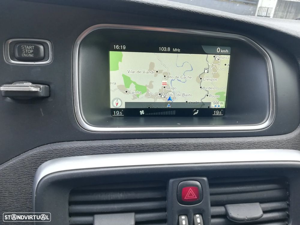 Volvo V40 D2 Ocean Race - 17