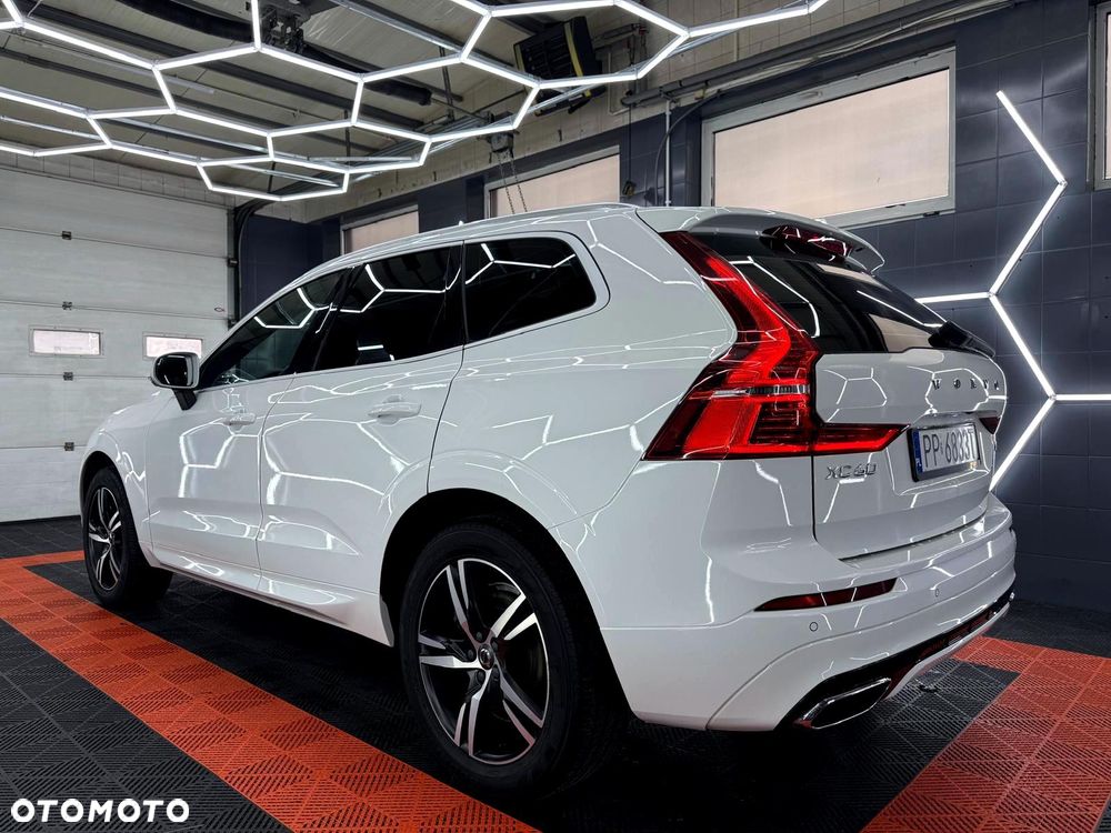 Volvo XC 60 D4 AWD Geartronic RDesign - 9