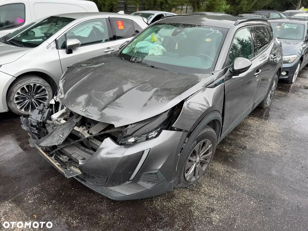 Peugeot 2008 1.5 BlueHDi Active Pack S&S - 3