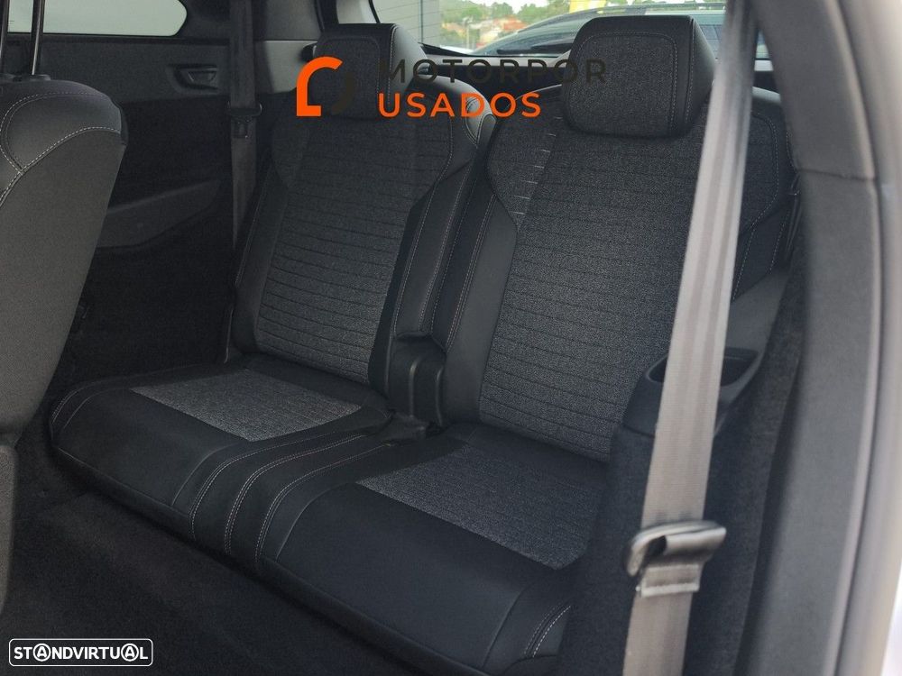 Peugeot 5008 1.2 Hybrid Allure e-DCS6 - 9