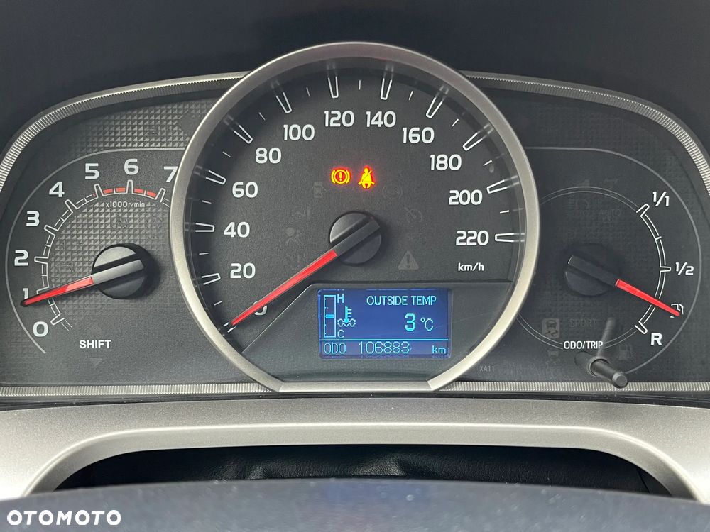 Toyota RAV4 2.0 D-4D Premium 4x2 - 19