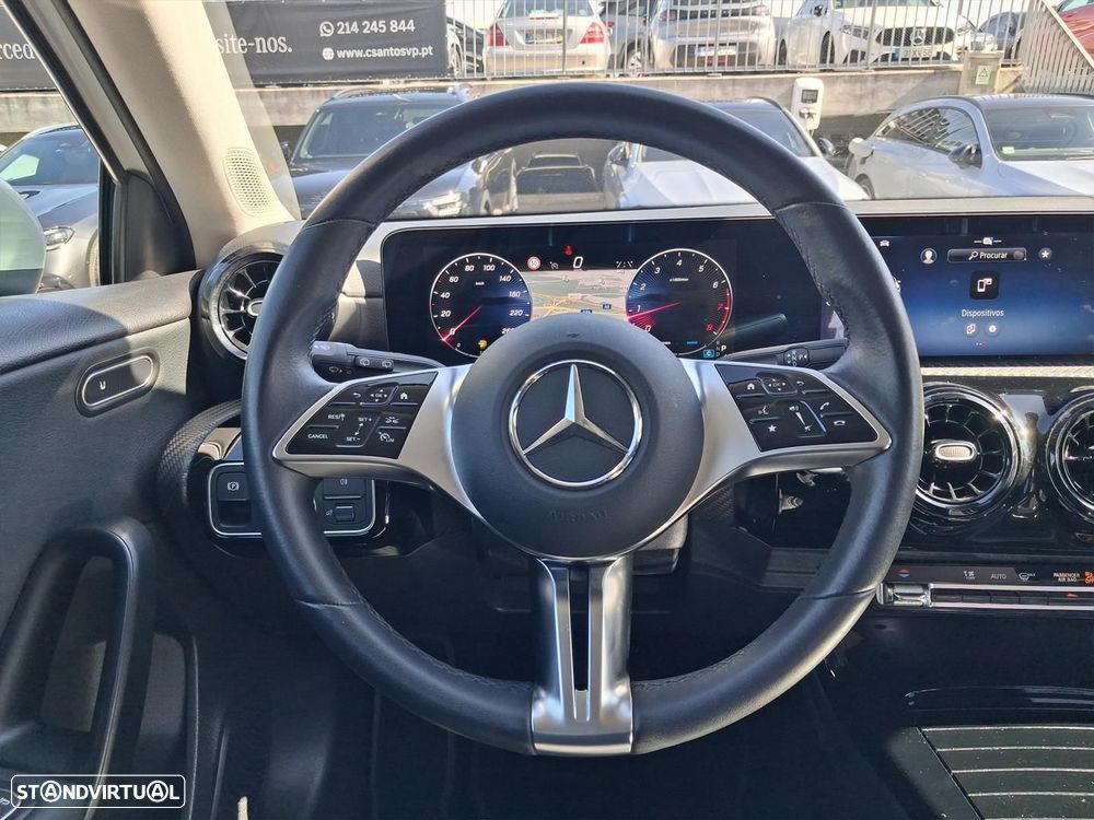 Mercedes-Benz A 200 Standard - 21