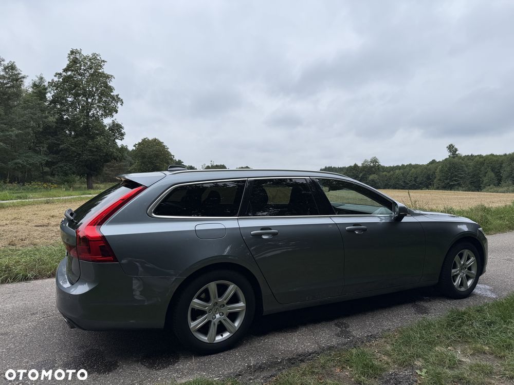 Volvo V90 D4 Geartronic Momentum Pro - 4