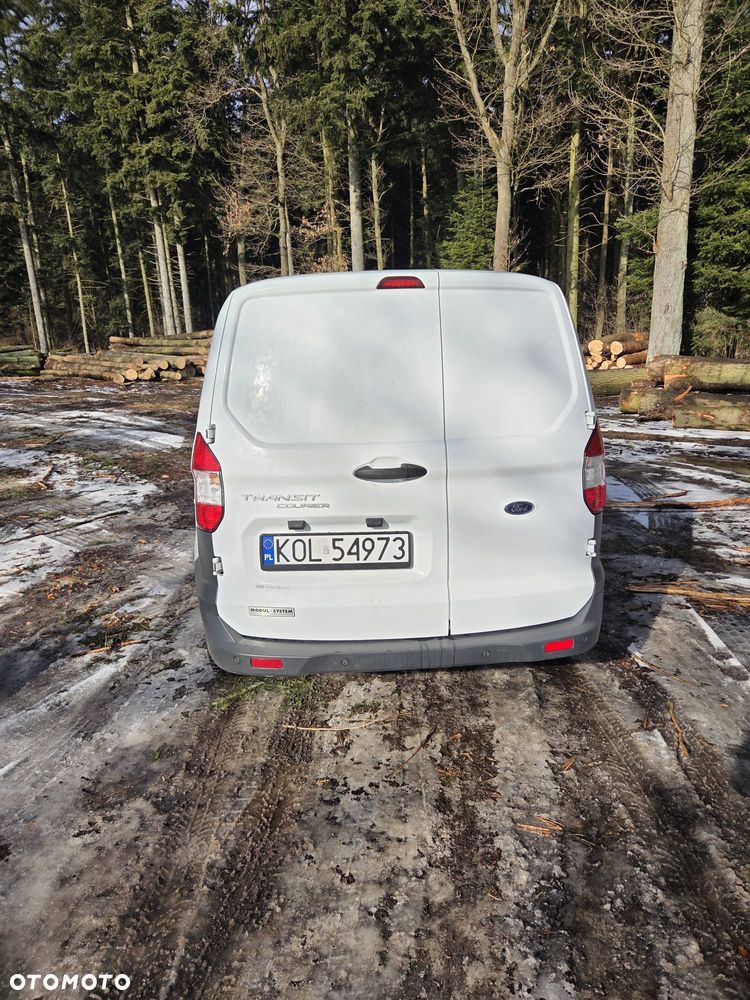 Ford Transit Courier - 4