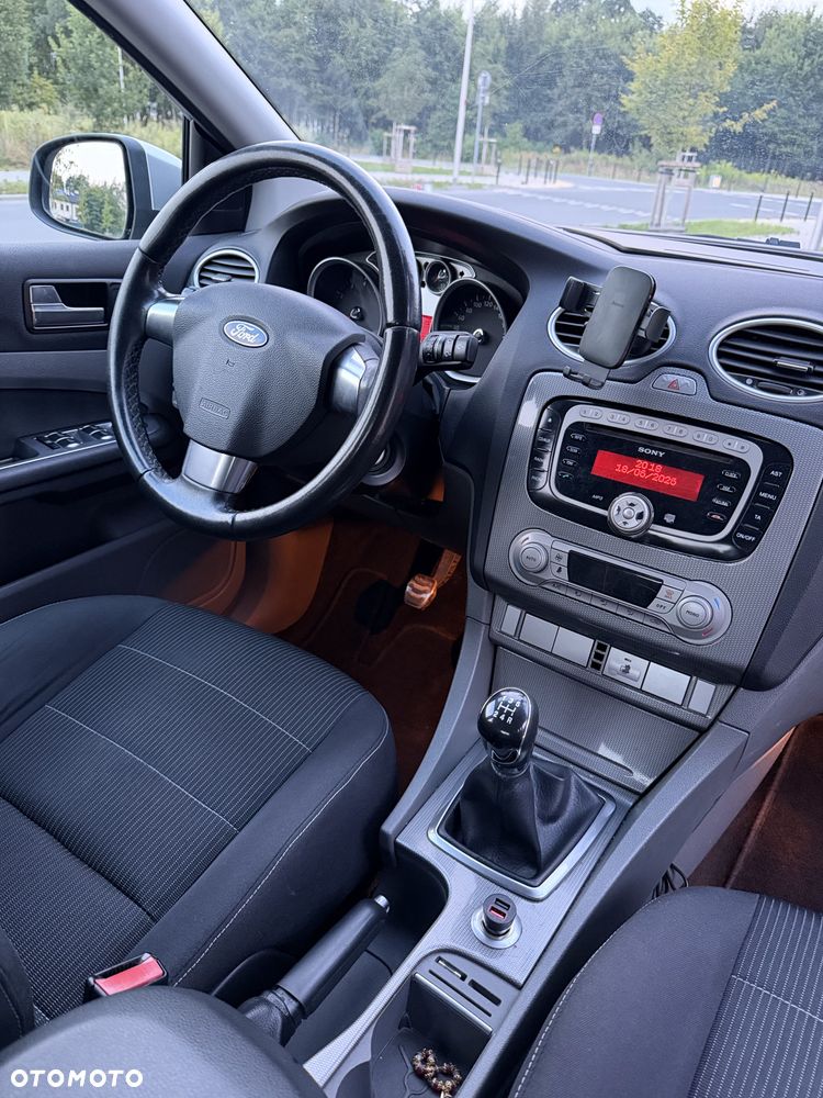 Ford Focus - 12