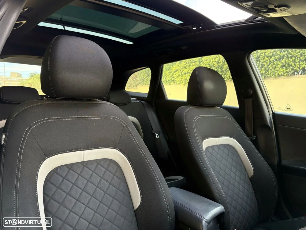 Kia Ceed SW 1.6 CRDi GT Line - 16