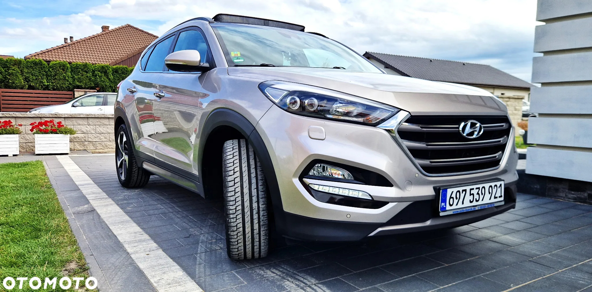 Hyundai Tucson 1.6 Turbo 2WD Navi - 37