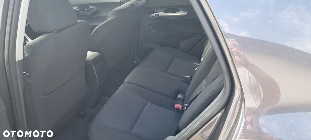 Toyota Auris - 6